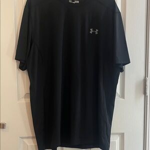 Under Armour Men's Black Short Sleeve Tee